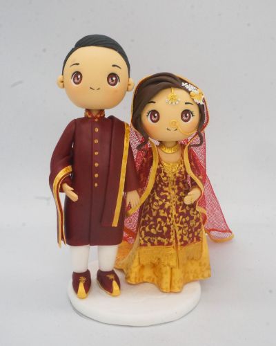 Picture of Indian Wedding Cake Topper, Personalized Saree Wedding Centerpiece, Red & Gold wedding theme