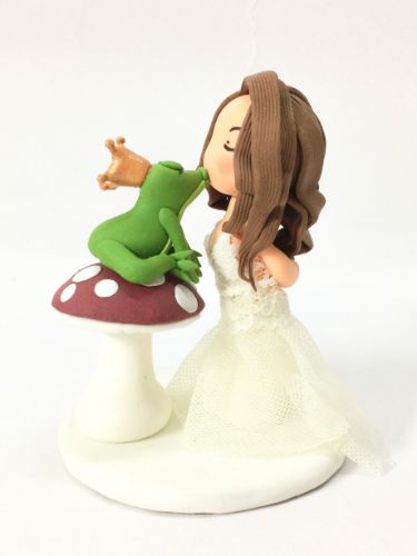 Picture of The Princess and the Frog Wedding Cake Topper, Princess Tiana & Prince Naveen Wedding Theme